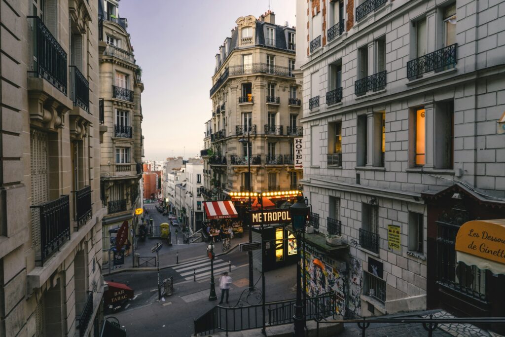 streets in paris at dusk