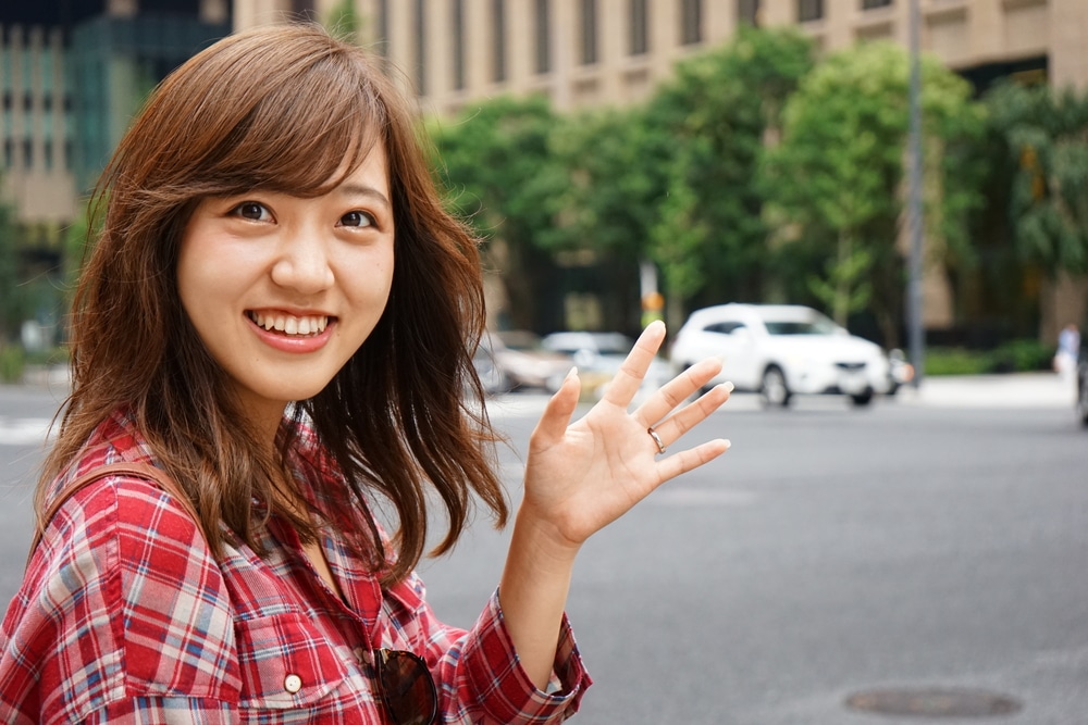 japanese girl saying hello