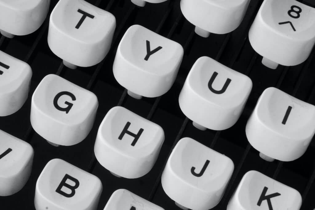 closeup-of-typewriter-along-the-letters-t-y-u-i-g-h-j-k-and-b
