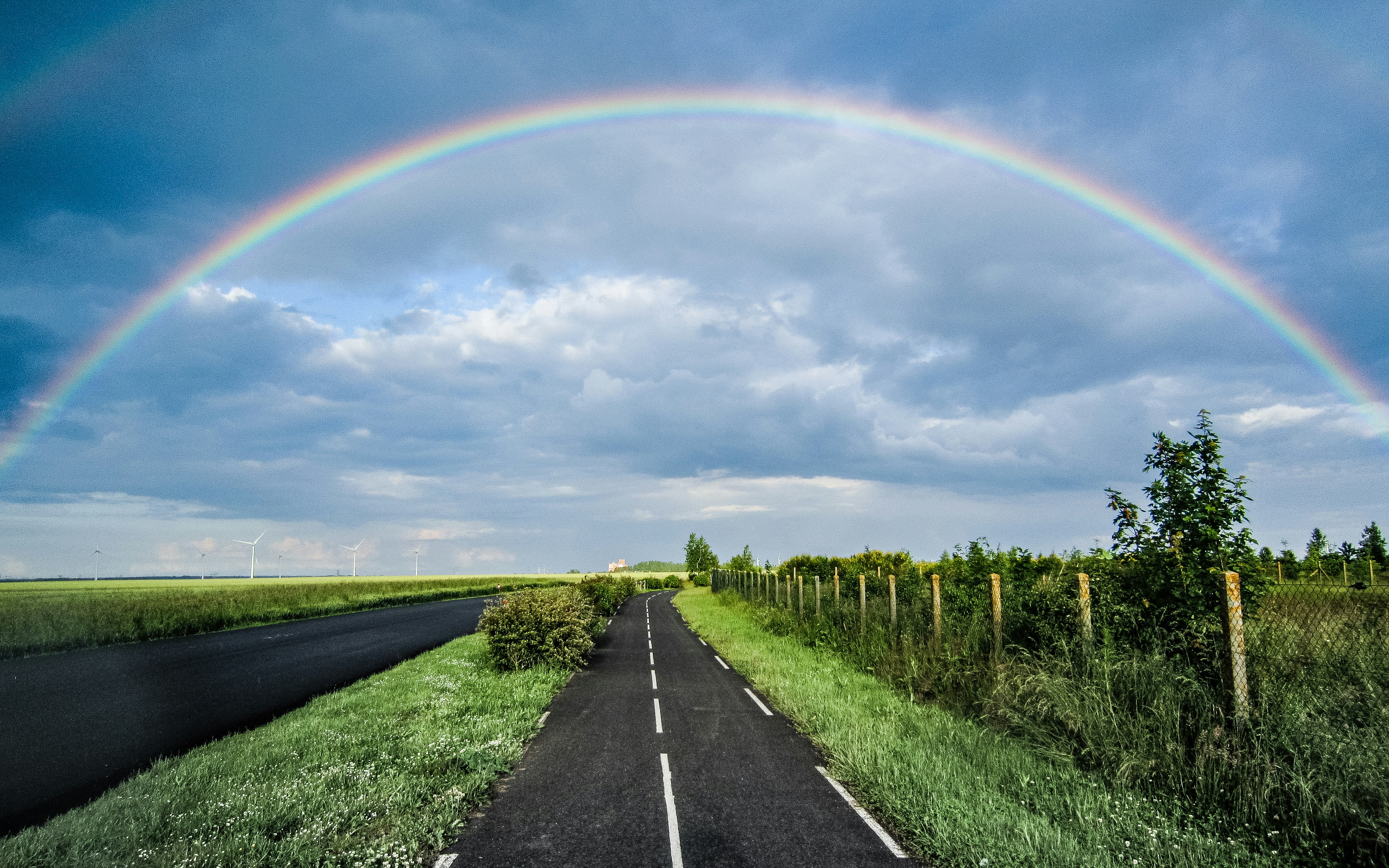 rainbow-in-Soliers-France