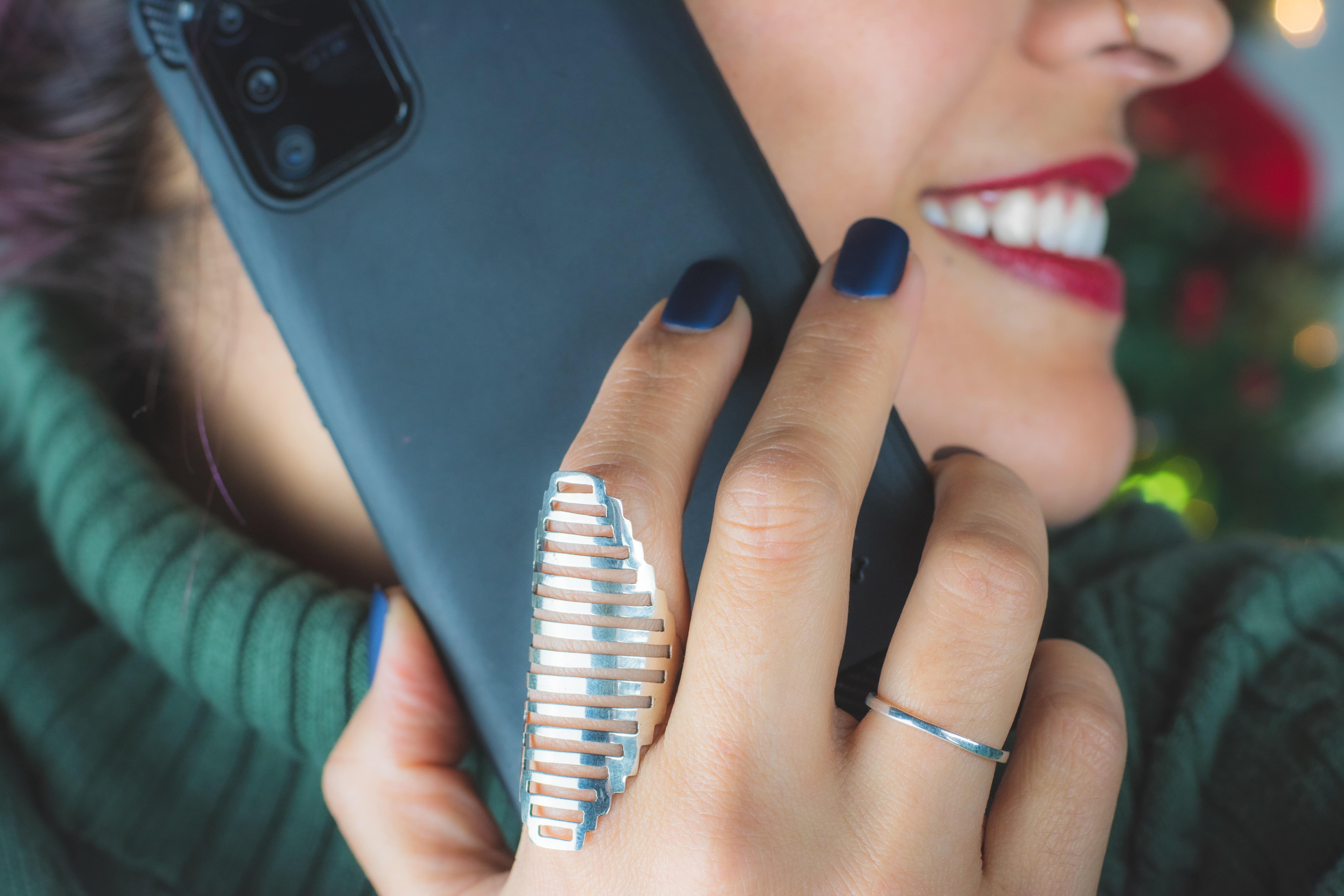 woman-talking-on-phone