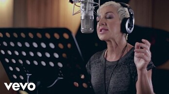 "Colors of the Wind" - Ana Torroja (Disney's Pocahontas)